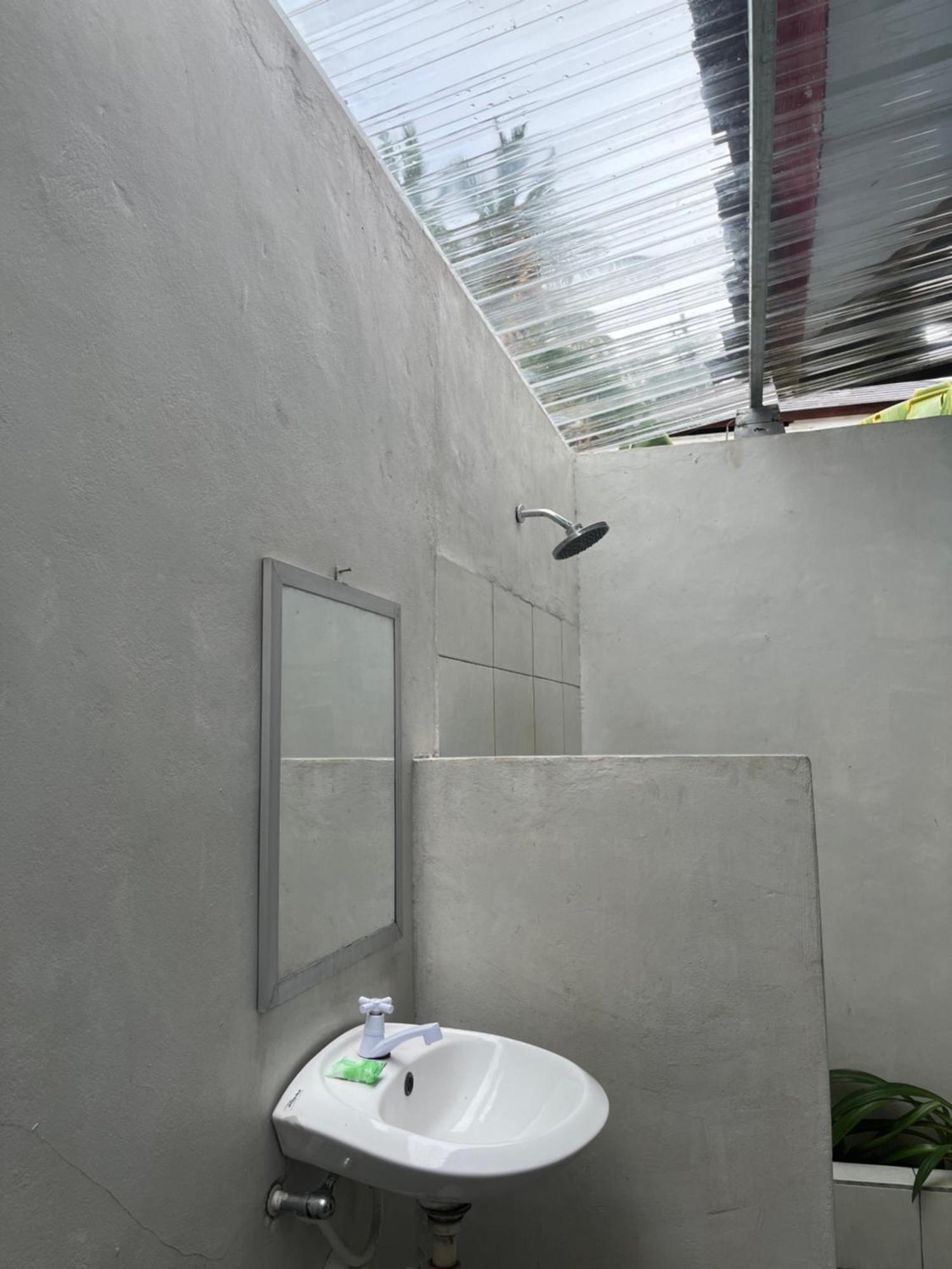 Kebun Homestay Kuta  Dış mekan fotoğraf
